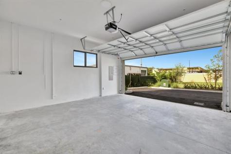 4208 NE 7th Terrace Oakland Park FL 33334
