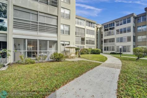 2999 NW 48th Avenue Lauderdale Lakes FL 33313