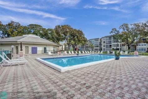 2999 NW 48th Avenue Lauderdale Lakes FL 33313