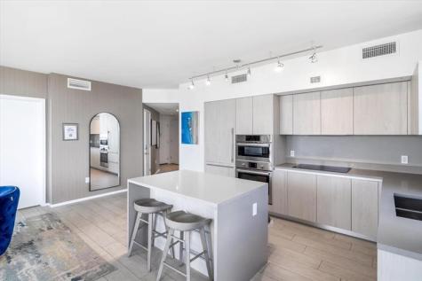 4010 S Ocean Drive Hollywood FL 33019