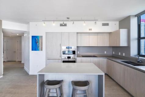 4010 S Ocean Drive Hollywood FL 33019