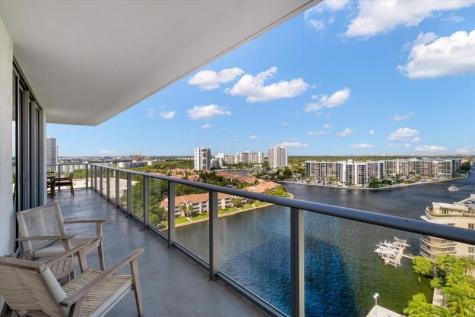 4010 S Ocean Drive Hollywood FL 33019