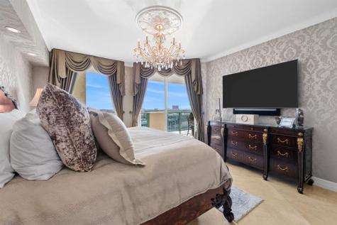 411 N New River Drive E Fort Lauderdale FL 33301