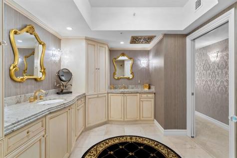 411 N New River Drive E Fort Lauderdale FL 33301