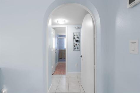 1998 W Overseas Highway Marathon FL 33050