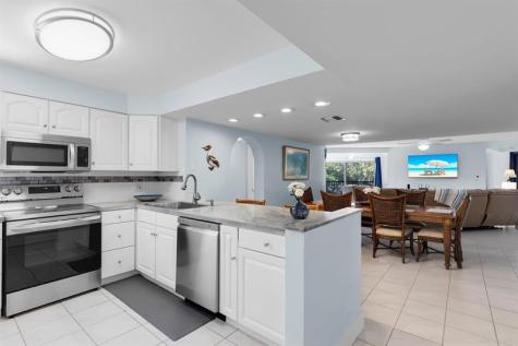 1998 W Overseas Highway Marathon FL 33050