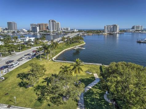 2500 E Las Olas Boulevard Fort Lauderdale FL 33301