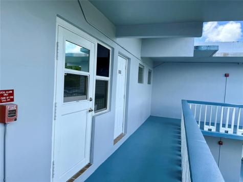 2300 Park Lane Hollywood FL 33021