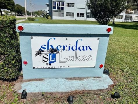 2300 Park Lane Hollywood FL 33021