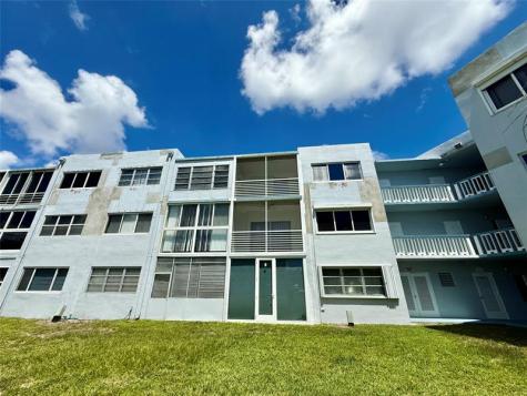 2300 Park Lane Hollywood FL 33021