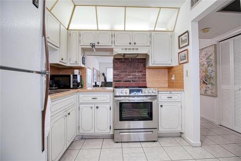 2300 Park Lane Hollywood FL 33021