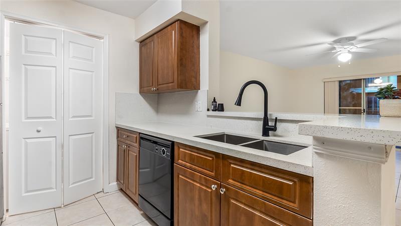 875 Riverside Drive Coral Springs FL 33071