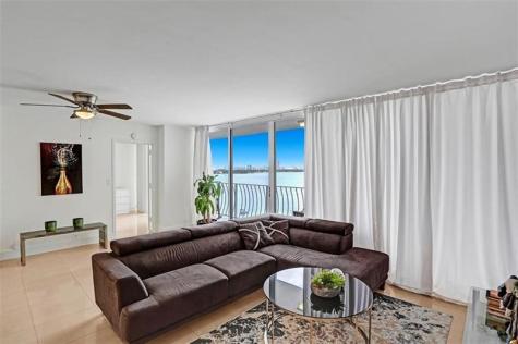 7601 E Treasure Drive North Bay Village FL 33141