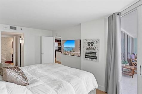 7601 E Treasure Drive North Bay Village FL 33141