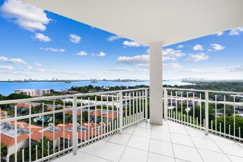 1000 Quayside Terrace Miami FL 33138