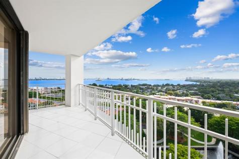 1000 Quayside Terrace Miami FL 33138