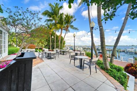 1000 Quayside Terrace Miami FL 33138