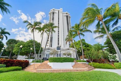 1000 Quayside Terrace Miami FL 33138