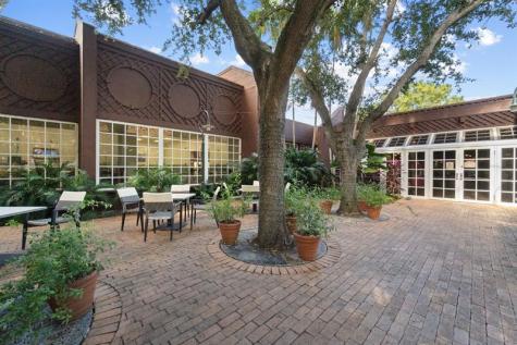 1000 Quayside Terrace Miami FL 33138
