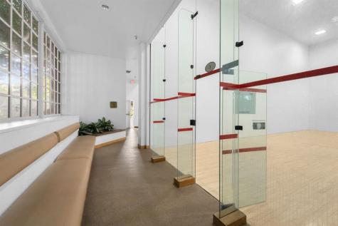 1000 Quayside Terrace Miami FL 33138