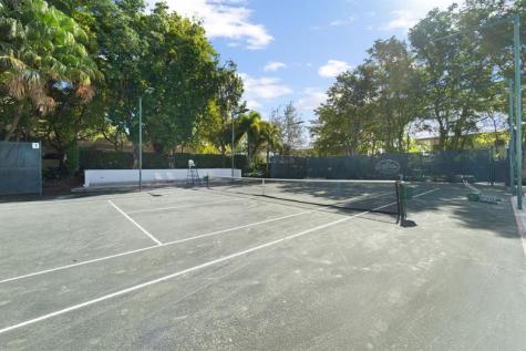 1000 Quayside Terrace Miami FL 33138
