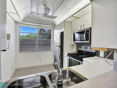 3002 Portofino Isle Coconut Creek FL 33066