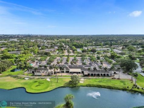 3002 Portofino Isle Coconut Creek FL 33066