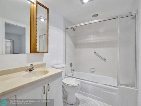 3002 Portofino Isle Coconut Creek FL 33066