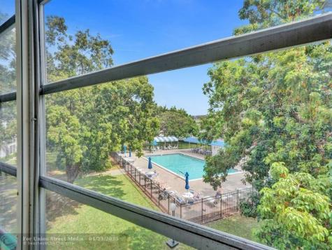 3002 Portofino Isle Coconut Creek FL 33066