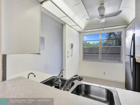 3002 Portofino Isle Coconut Creek FL 33066