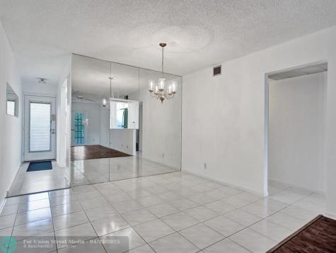 3002 Portofino Isle Coconut Creek FL 33066
