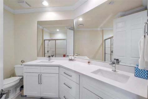7940 Exeter Circle Tamarac FL 33321