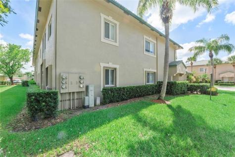 7940 Exeter Circle Tamarac FL 33321