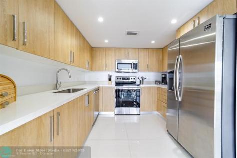 1100 100th Street Bay Harbor Islands FL 33154