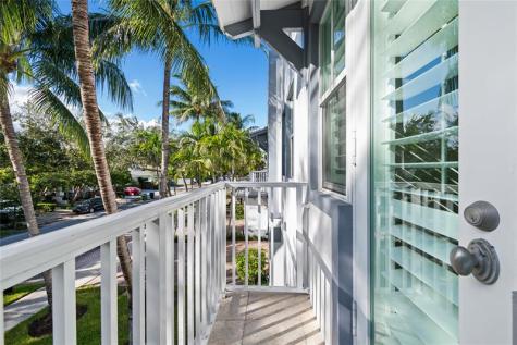 218 NE 15th Avenue Fort Lauderdale FL 33301