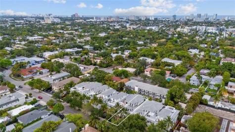 218 NE 15th Avenue Fort Lauderdale FL 33301