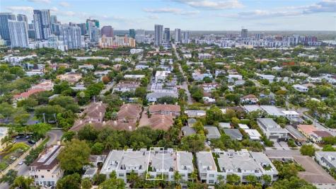 218 NE 15th Avenue Fort Lauderdale FL 33301