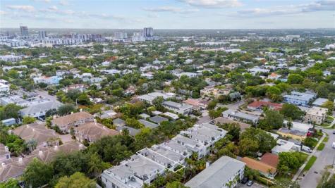 218 NE 15th Avenue Fort Lauderdale FL 33301