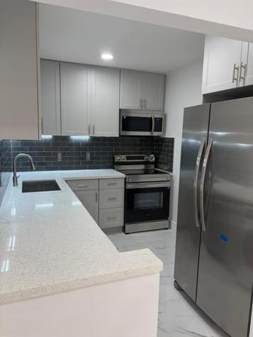 2250 NE 66th Street Fort Lauderdale FL 33308