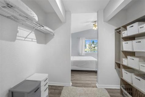 1116 SW 180 Terrace Pembroke Pines FL 33029