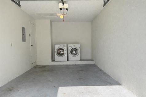 1116 SW 180 Terrace Pembroke Pines FL 33029