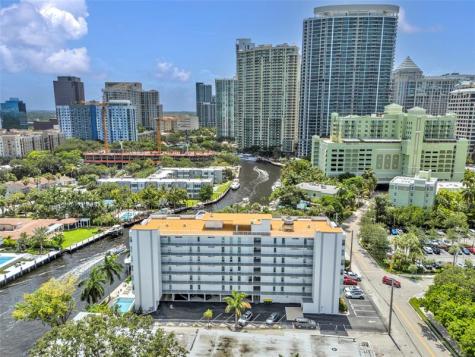800 SE 4 Street Fort Lauderdale FL 33301