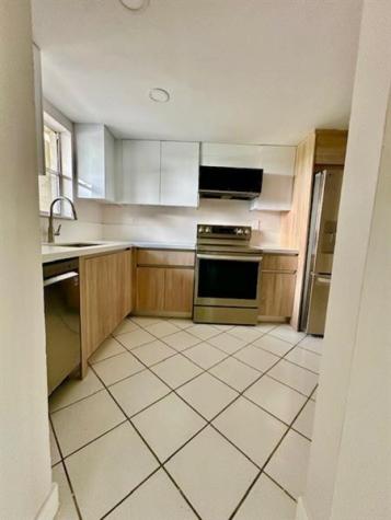 6080 NW 44th Street Lauderhill FL 33319