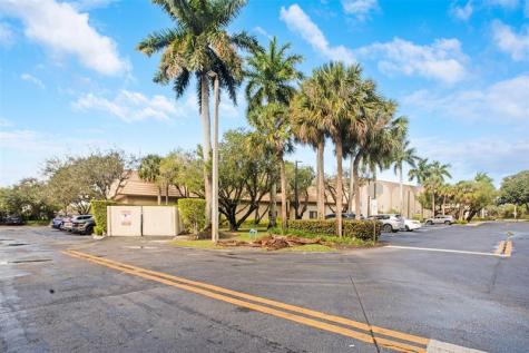 16131 Laurel Drive Weston FL 33326