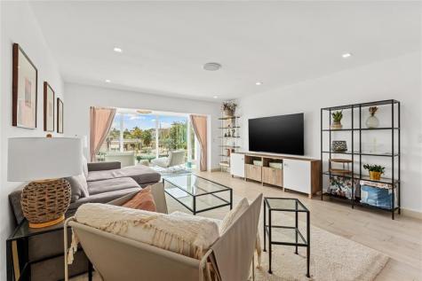 2400 NE 36th Street Lighthouse Point FL 33064