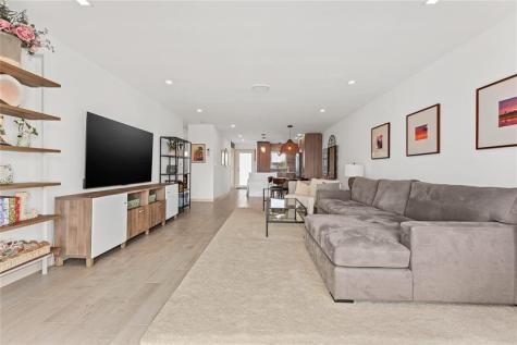 2400 NE 36th Street Lighthouse Point FL 33064