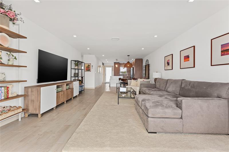 2400 NE 36th Street Lighthouse Point FL 33064