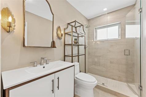 2400 NE 36th Street Lighthouse Point FL 33064