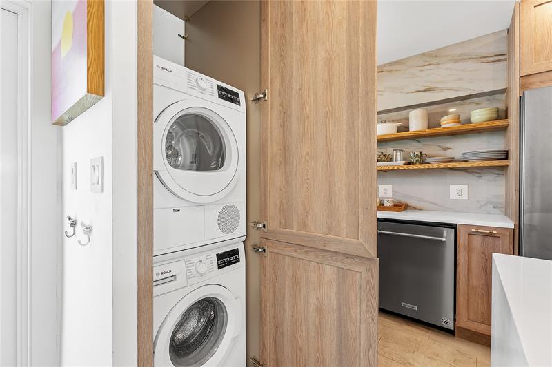 2400 NE 36th Street Lighthouse Point FL 33064