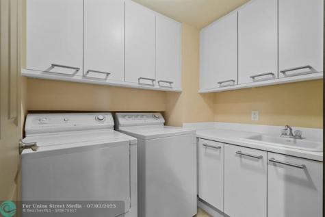 411 N New River Drive Fort Lauderdale FL 33301